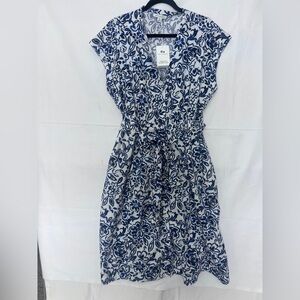 NWT Free Assembky Blue Floral Tie-Waist Women’s Dress. XL